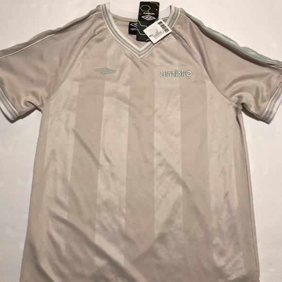 Umbro Jersey Taupe V-Neck Shirt Small NWT - Picture 9 of 9